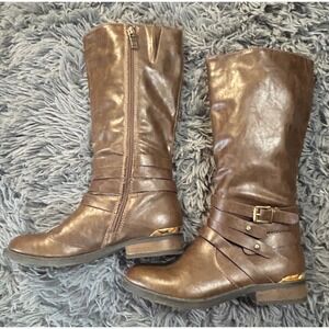 CLEARANCE $10 Brown Faux Leather Knee High Boots Size 2 Buckle Straps Side Zip